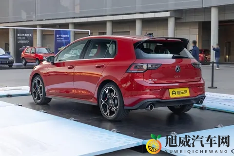2026款大众高尔夫GTI全新上市:燃油钢炮的坚守与变通-2