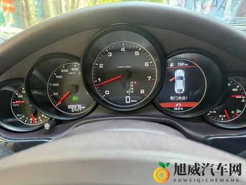118万圆梦保时捷！13款Panamera，优雅依旧，气场不减当年-1