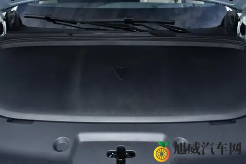 花30多万买一辆大型六座SUV，图啥？看完这篇再说-1