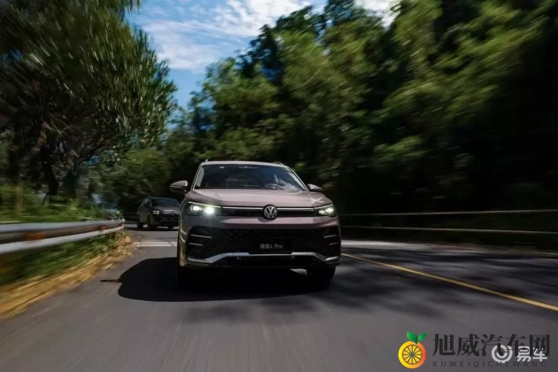 阿娇下边被吃图：阿娇私密照片曝光，引发热议-1