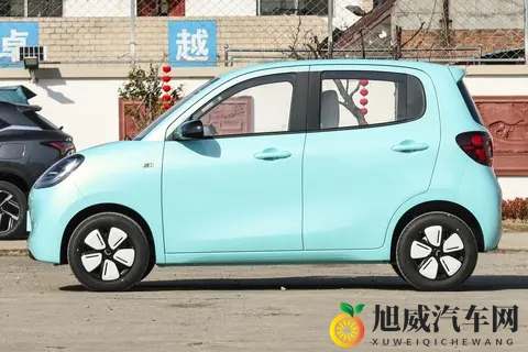 448万起，宏光MINIEV四门版怎么选？对比之后有答案了-1