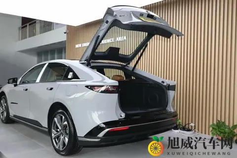 降价 2 万还后驱？新款马自达 EZ-6 上市-1