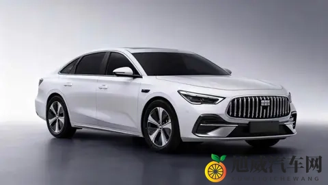 吉利银河星耀7亮相，插混轿车续航达165公里-1