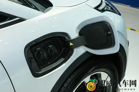 广汽埃安UT super正式上市，电池租用方案下的市场新探索-2