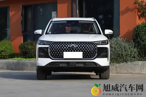 新款瑞虎8来袭，999万起，对比老款，究竟升级了哪些东西？-3