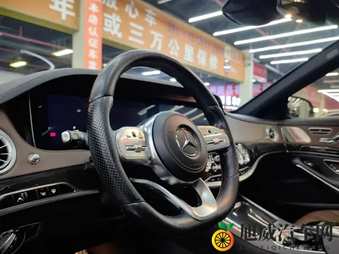 网曝黑料猛料吃瓜反差婊：网络热议揭秘，吃瓜群众看反差演技-3