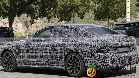 全新一代宝马3系效果图曝光！网友：除了车标，其他都变了-3