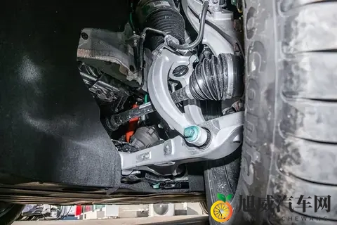 六座布局不是噱头，它真的改变了家庭出行的方式-1