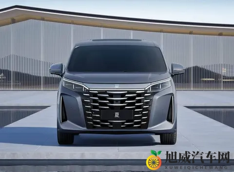 全彩ACG 无翼乌邪恶哟哟：未来驾驶新体验：全彩AR技术引领安全出行-1