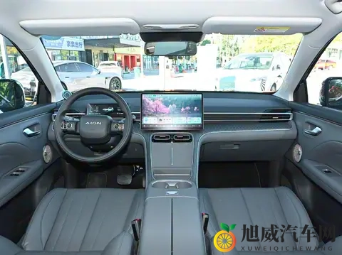 埃安AION i60预售1198万起 前排可放平+车外投影仪 续航210km-1