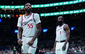 小琼斯：哈登交易我想任何人都没有预料到 他永远是我兄弟！