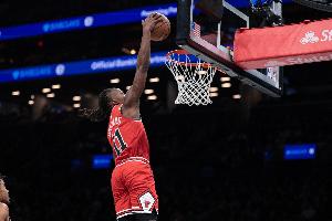 队记：公牛还在积极运作交易 重点联系对象是鹈鹕和火箭！