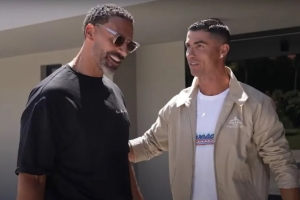 C罗41岁生日，费迪南德晒合照：生日快乐，我的朋友❤️