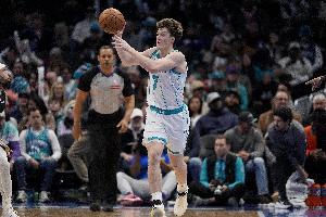 克尼佩尔:不把连胜看作整体来考量这是制胜之道 我们会变得更强