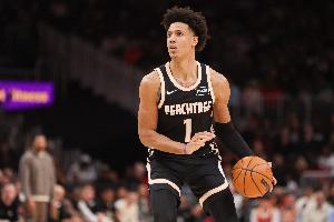 杰伦·约翰逊生涯2次单场至少20+15+15 与字母伯德并列NBA锋线第1
