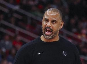 乌度卡：进攻起伏主要是因为投篮 投篮回归正常自然进攻会提升