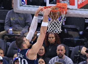 解说：步行者和快船对赌今年首轮的顺位 若成功下赛季将王者归来