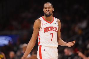 5次失误太多了！杜兰特半场12中5拿下16分2板1助3断