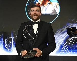 马卡：皮克创办的国王联赛邀请了罗马诺报道转会消息