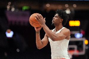 斯普利特：明天迎战灰熊 亨德森将复出完成赛季首秀