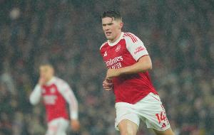 默森：约克雷斯目前信心不足，队友都不给他传球，希望能多点信任