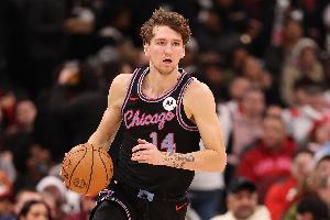 布泽利斯：我告诉迪林厄姆要打得有侵略性 如果被换下就接受现实