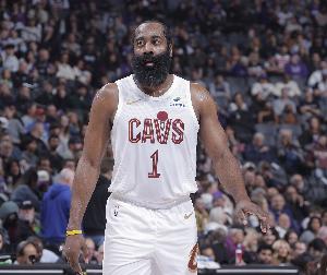 灵犀一点！哈登送击地妙传 贾勒特·阿伦接球冲锋双手暴扣