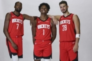 火箭之后肯定会后悔没为杜兰特引进控卫！ 要冲冠就应该放手一搏