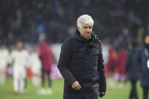 加斯佩里尼声援德罗西：有些点球判罚让人困惑，教练们应团结发声