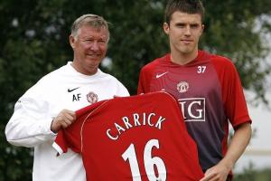 夏窗第2贵！2006年卡里克2720万从热刺转会曼联，效力12年后退役