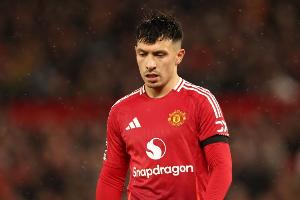 英媒：巴萨想引进利桑德罗·马丁内斯，球员可能对交易持开放态度