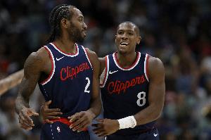 行云流水！邓恩内外开花&科林斯暴扣 快船轰出18-2进攻高潮