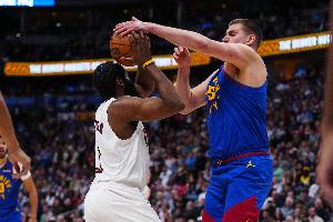 最后失误丢球被规啦？约基奇：可能没有 裁判没吹的话就没有