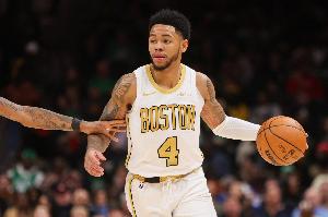 杰伦·布朗：安芬尼·西蒙斯的天赋远超其球队角色 祝他一切顺利